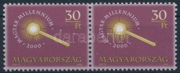 ** 2000 Magyar Millenium 30 Ft Pár, Egyik Bélyegen Poloska - Andere & Zonder Classificatie