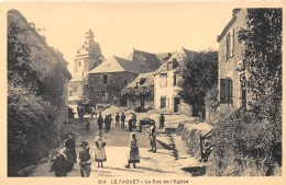 56 - MORBIHAN / Le Faouet - La Rue De L'église - Animée - Faouët