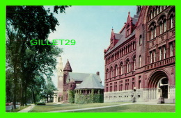 BURLINGTON, VT -COLLEGE ROW, UNIVERSITY OF VERMONT IN 1958  - THE PRESTON COMPANY - - Burlington