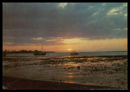 TIMOR - DILI - Pôr Do Sol Na Baía De Dili ( Ed. C.T.I. De Timor)  Carte Postale - Timor Orientale