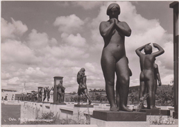 CARTE PHOTO,norvège ,OSLO,statue,nue,nu,1949 - Noorwegen