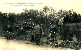 AE 404 / C P A -LA FRESNAYE SUR CHEDOUET (72)  RETOUR D'UNE CHASSE AUX RENARDS DANS LES TAILLIS  DE CHEDOUET - La Fresnaye Sur Chédouet