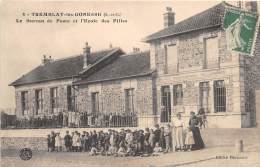 93 - SEINE SAINT DENIS / Tremblay Lès Gonesse - Bureau De Poste  Et école Des Filles - Beau Cliché Animé - Tremblay En France