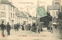 A-17-351 :  MANZAT  LA FOIRE PLACE DE L EGLISE - Manzat