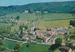 Carte 1975 BAZOCHES EN MORVAN / VUE GENERALER AERIENNE ET AU FOND LE CHATEAU DE VAUBAN - Bazoches