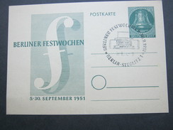 1951 , 5 Pfg. Glocke , Ganzsache Mit Sonderstempel , Min. Senkr. Faltspur - Postales - Usados