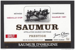 Etiquette  De Vin Saumur Méthode Champenoise 1981- Thème Chevaux Ecole De Cavalerie - J. Chenu à Saumur (49) - Chevaux
