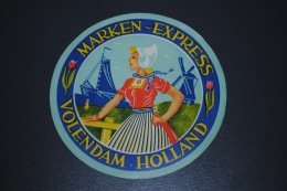 Ancienne étiquette D'hôtel Ou De Valise MARKEN EXPRESS VOLENDAM HOLLAND - Etiquettes D'hotels