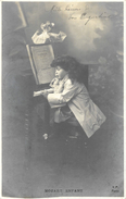 Mozart Enfant Au Piano - Edition M.V. Paris - Carte Précurseur D'une Série - Collezioni & Lotti