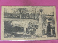 LUSSAC LES CHATEAUX    1905   ARDT MONTMORILLON  /  MONUMENT FUNERAIRE / ARCHEOLOGIE 1350   CIRC NON EDIT - Lussac Les Chateaux