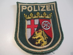 Ecusson Tissu Ancien /Police  / ALLEMAGNE/Rheinland/Années 1970 -1980  ET127 - Escudos En Tela