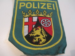 Ecusson Tissu Ancien /Police  / ALLEMAGNE/Rheinland/Années 1970 -1980  ET126 - Escudos En Tela