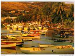 974 - ILE DE LA REUNION -  Océan Indien Ile Bourbon -  Port De Saint Gilles - Saint Paul