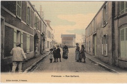 78 - FRENEUSE / RUE GAILLARD (carte Toilée) - Freneuse