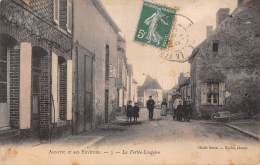 La Ferté Loupière      89     . Une Rue      (Voir  Scan) - Autres & Non Classés
