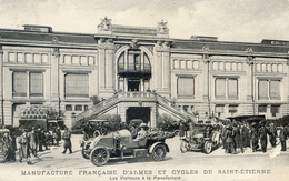 Saint Etienne - Manufacture D'armes Et De Cycles - Visiteurs - Voitures Anciennes - Saint Jean Soleymieux
