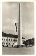 T2 Óbecse, Becej; Országzászló és HÅ‘si EmlékmÅ± / Hungarian Flag, Heroes... - Ohne Zuordnung