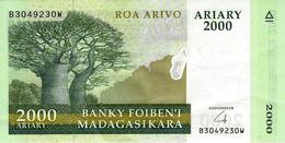 MADAGASCAR 2000 ARIARY ND (2014) P-96 XF S/N B3049230W [MG327b] - Madagaskar