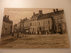 89- YONNE- TREIGNY- Un Coin De La Place - Treigny