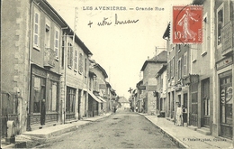 Les Avenieres Grande Rue Pharmacie Coiffeur - Les Avenières