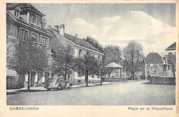 CPSM 67 SARRE UNION PLACE DE LA REPUBLIQUE  1946 - Sarre-Union