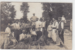 VILLENEUVE La GUYARD : Pose Des Rails Du Tramway - Le Repos Des Ouvriers - Superbe Carte Photo ! - Villeneuve-la-Guyard