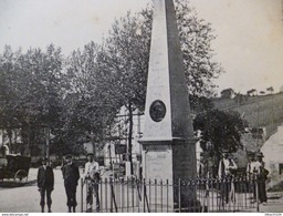 CPA 58 Nièvre Neuvy Sur Loire La Place Monument Aux Morts Facteurs - Autres & Non Classés