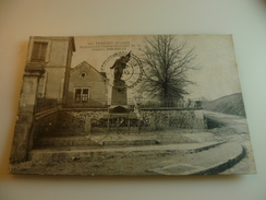 89- YONNE- TREIGNY- Monument Commémoratif De La Guerre 1914-1918 - Treigny