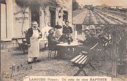 Laroche     89         Hôtel Baptiste . Un Coin De L'...     (voir Scan) - Autres & Non Classés