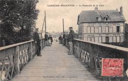 Migennes -Laroche    89      Passerelle  De La Gare                        (voir Scan) - Migennes