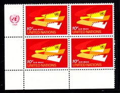 United Nations NY MNH 1969 Scott #C14 10c Wings, Envelopes, UN Emblem - Poste Aérienne