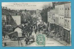 CPA - Métier Marchands Ambulants Marché Grande Rue PRE-EN-PAIL 53 - Pre En Pail