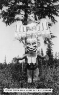 THEME AMERINDIENS / Indian Totem Pole - Alert Bat - Canada - America