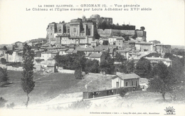 Grignan (Drôme) - Vue Générale, Le Château Et L'Eglise élevée Par Louis Adhémar, Train En Gare - Carte Non Circulée - Grignan