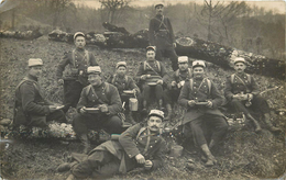 MILITAIRES AU BIVOUAC - Carte Photo - Matériel