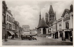 Delcampe - 61 L'AIGLE  Place Et Eglise St-Martin - L'Aigle