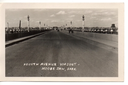MOOSE JAW, Saskatchewan, Canada, Fourth Avenue Viaduct Bridge, 1940'd RPPC - Otros & Sin Clasificación