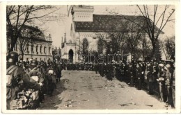 T2 1938 Losonc, Lucenec; Bevonulás / Entry Of The Hungarian Troops '1938 Losonc Visszatért' So. Stpl - Unclassified