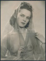 Cca 1940 Fátyolos Hölgy, MÅ±vészi Aktfotó, Kartonra Ragasztva, 18,5×14 Cm - Autres & Non Classés