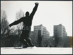 Cca 1979 Gebhardt György (1910-1993): Budapesti Szobrok, 4 Db Vintage FotómÅ±vészeti... - Sonstige & Ohne Zuordnung