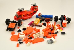 Egy Kis Doboznyi LEGO építÅ‘elem, Közte Egész Helikopter Is - Other & Unclassified