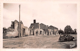¤¤  -  ORADOUR-sur-GLANE  -  Bourg Martyr Le 10 Juin 1944  -  Place Du Champ De Foire  -  ¤¤ - Oradour Sur Glane