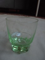 Ancien - Verre à Liqueur Couleur Vert - Glas & Kristall