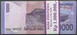 2005. 100 Banknotes IDR 10.000 With Prefix "AAA". 198801-900. UNC. Emission 2010. Sultan Mahmud Adaruddin II. (R) - Indonesia