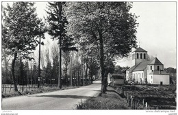 AMBERLOUP ..-- L ' Eglise . 196? Vers BERNIMONT ( Melle Bertha DERMIANCE ) . Voir Verso . - Sainte-Ode