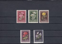 Hongrie - Fleurs Diverses - Neufs** - Année 1950 -  Y.T. 1024/1028 - Neufs