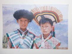 Postcard Nagaland India Angami Children In Traditional Dress Kohima My Ref B2141 - Asie