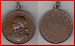 **** MEDAILLE A S.S. PIE IX LA SOCIETE DE St VINCENT DE PAUL Par ALPHEE DUBOIS - ROME 5 JANVIER 1855 **** ACHAT IMMEDIAT - Royaux / De Noblesse