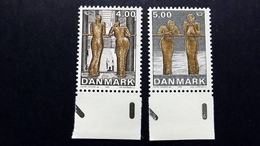 Dänemark 1303/4 **/mnh, NORDEN, Mädchen Im Flughafen; Skulpturengruppe Von Hanne Varming (*1939) - Ongebruikt