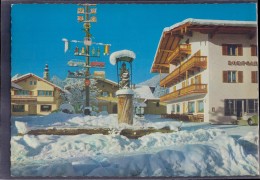 Ruhpolding - Dorfplatz Mit Maibaum Und Marienbrunnen - Ruhpolding